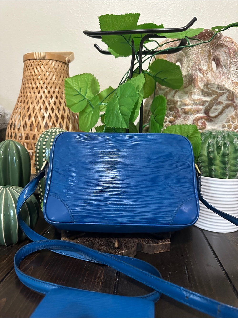 Vintage Louis Vuitton Blue Epi Shoulder Bag + Wallet Set - Picture 10 of 14